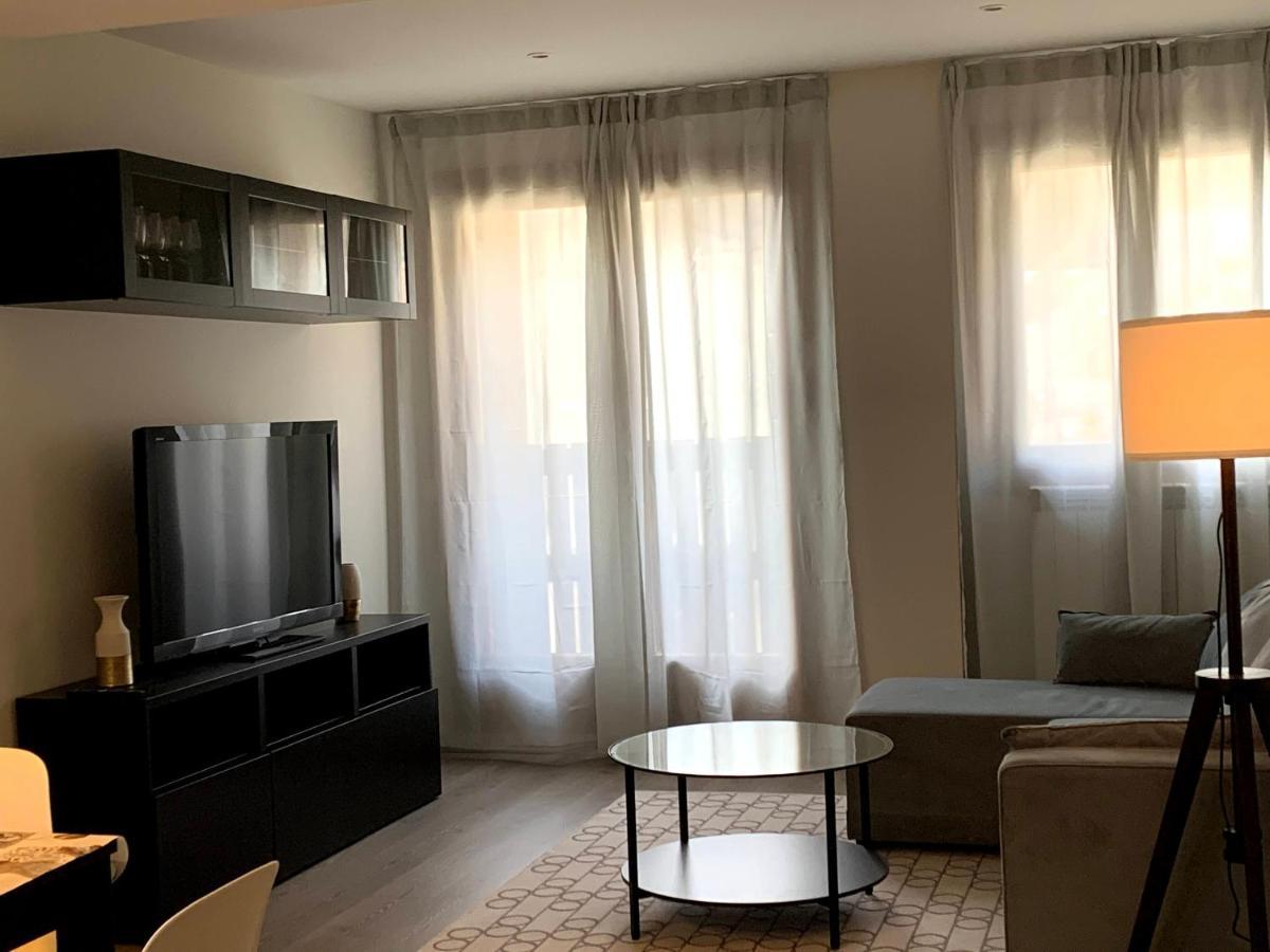Bpirineos-Salenques Apartment เบนาสเก ภายนอก รูปภาพ
